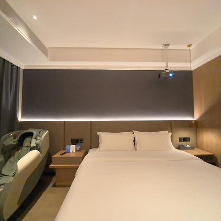 Luyue Hotel Movie Hotel Huaqiangbei Convention And Exhibition Center Branch Shenzhen Eksteriør bilde