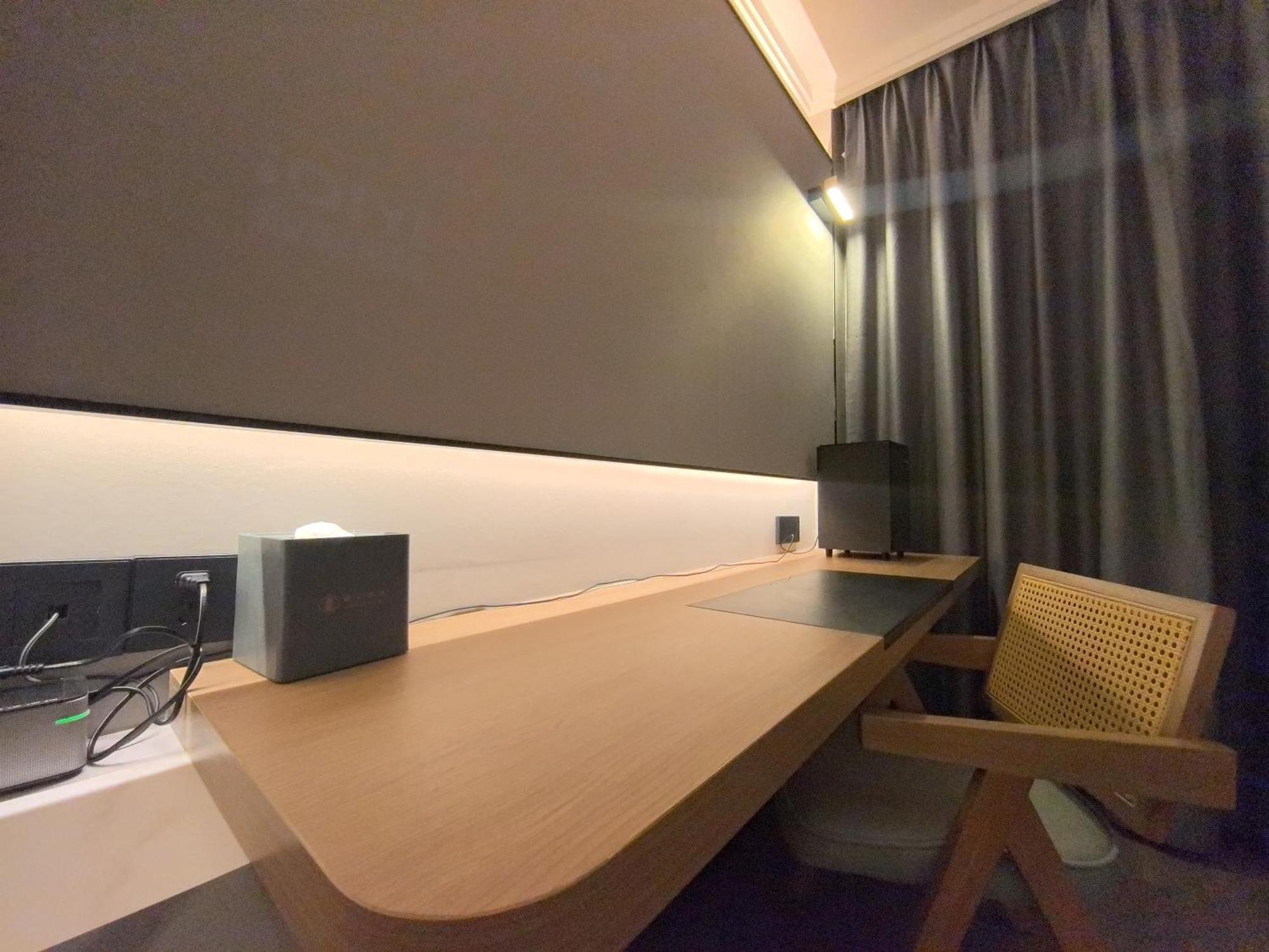 Luyue Hotel Movie Hotel Huaqiangbei Convention And Exhibition Center Branch Shenzhen Eksteriør bilde