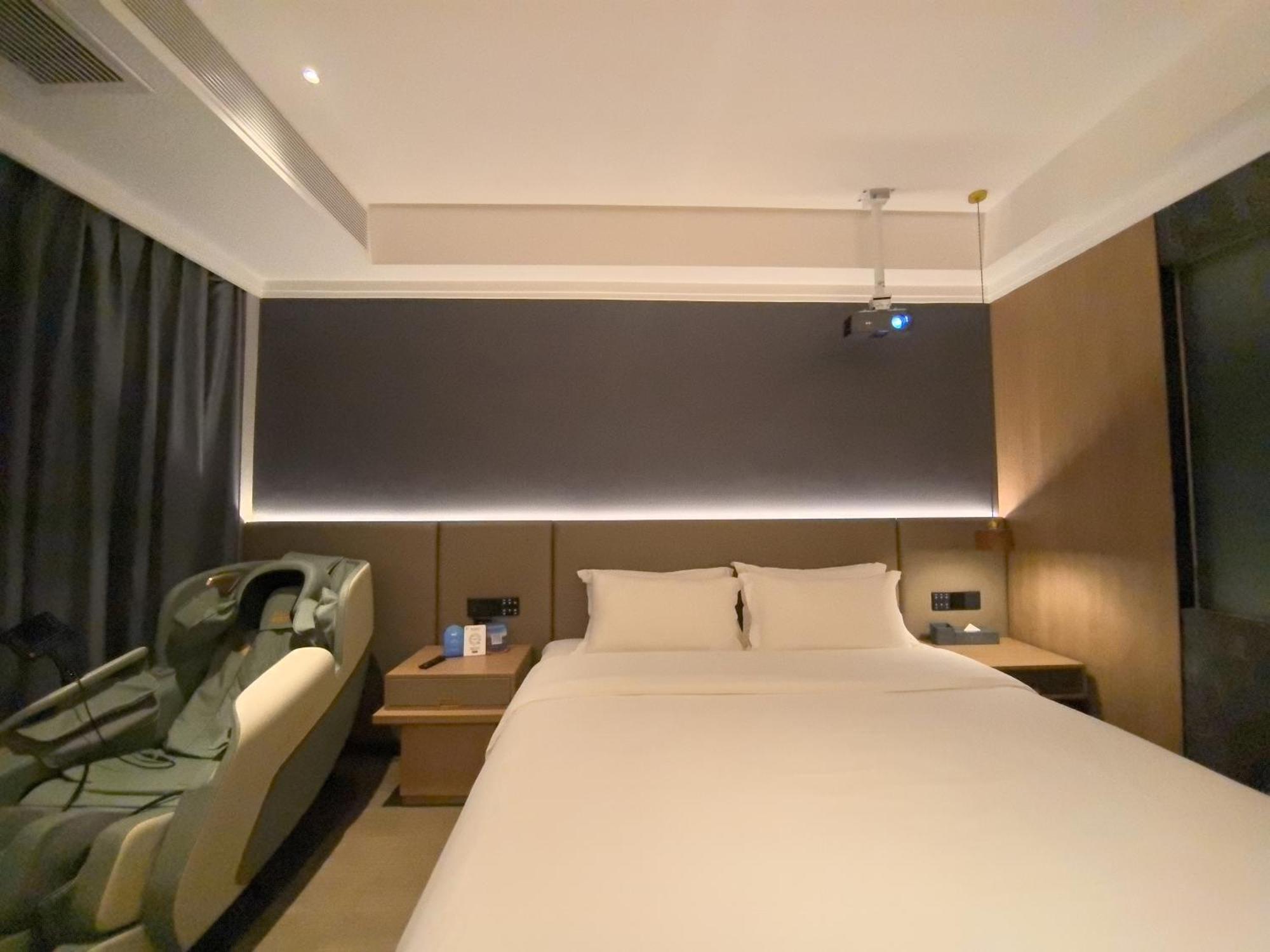 Luyue Hotel Movie Hotel Huaqiangbei Convention And Exhibition Center Branch Shenzhen Eksteriør bilde