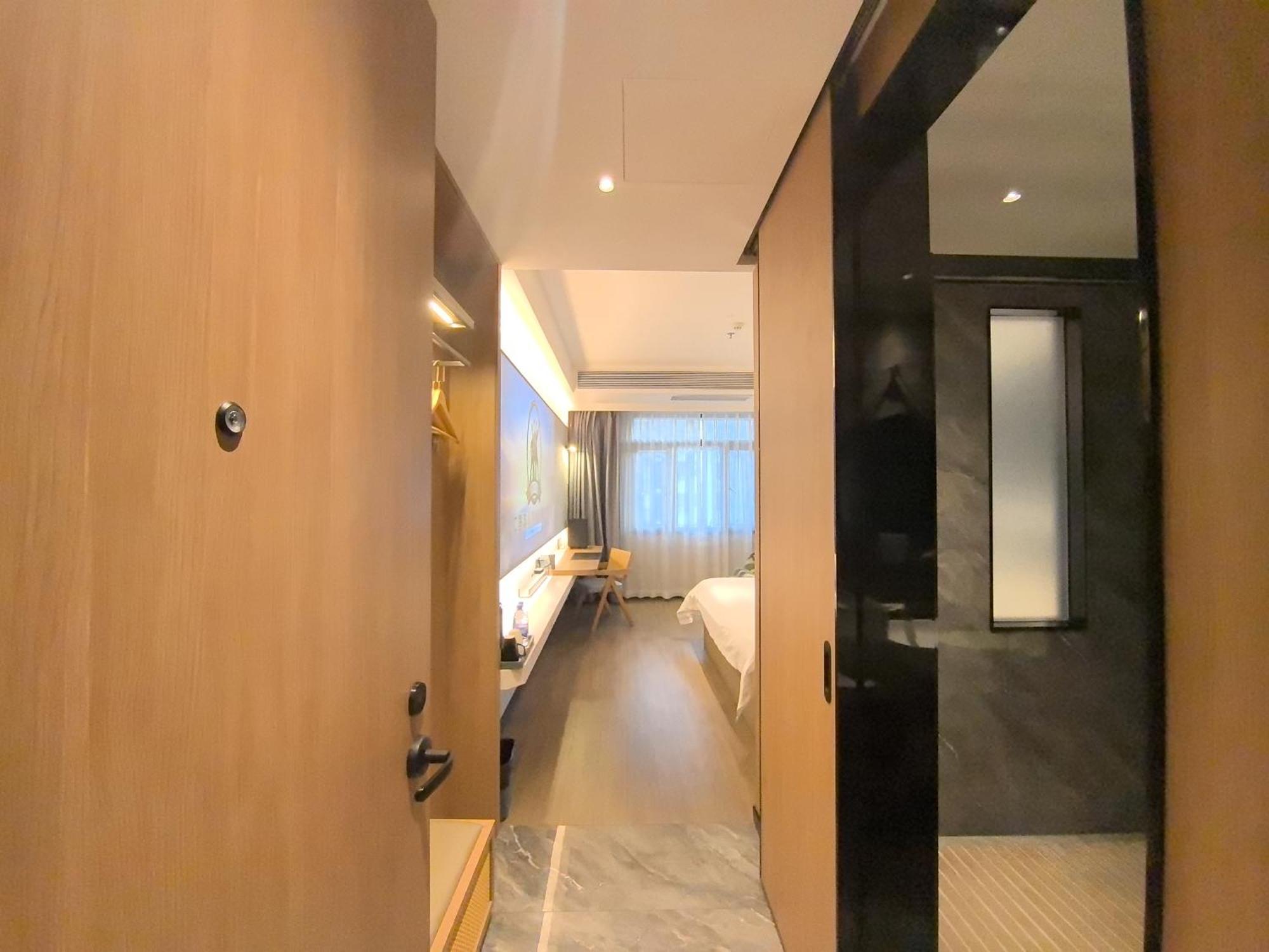Luyue Hotel Movie Hotel Huaqiangbei Convention And Exhibition Center Branch Shenzhen Eksteriør bilde